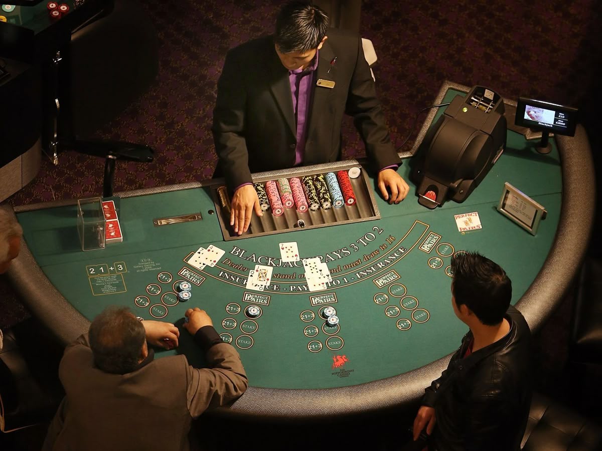 X777 Game کیسینو میں پوکر گیمز